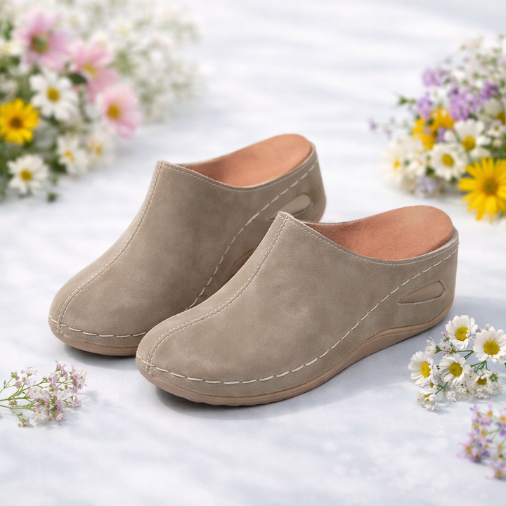 Ortopædiske hjemmesko med daglig komfort og tidløs stil