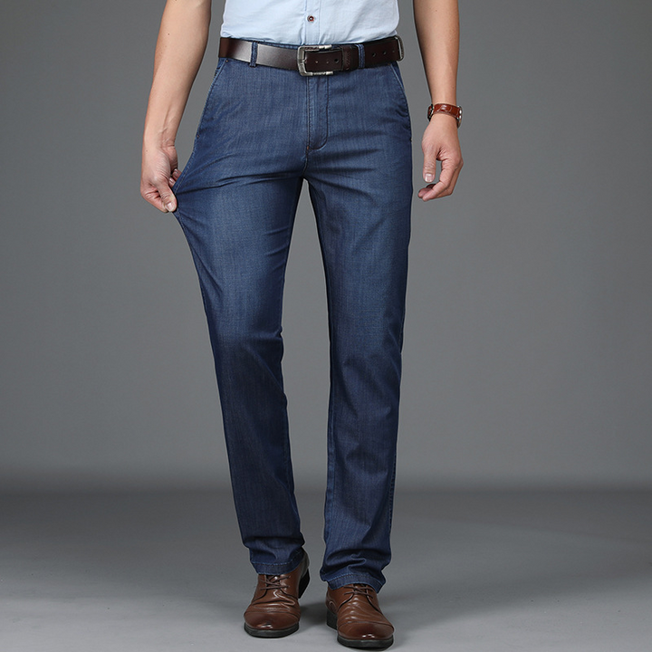 Jeans En Denim Extensible À Coupe Classique Pour Homme