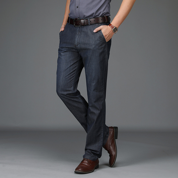 Jeans En Denim Extensible À Coupe Classique Pour Homme